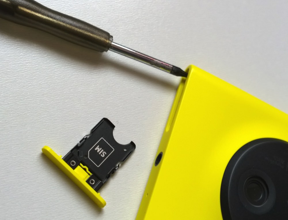 Lumia 1020 ultimate refresh - new screen, new battery!