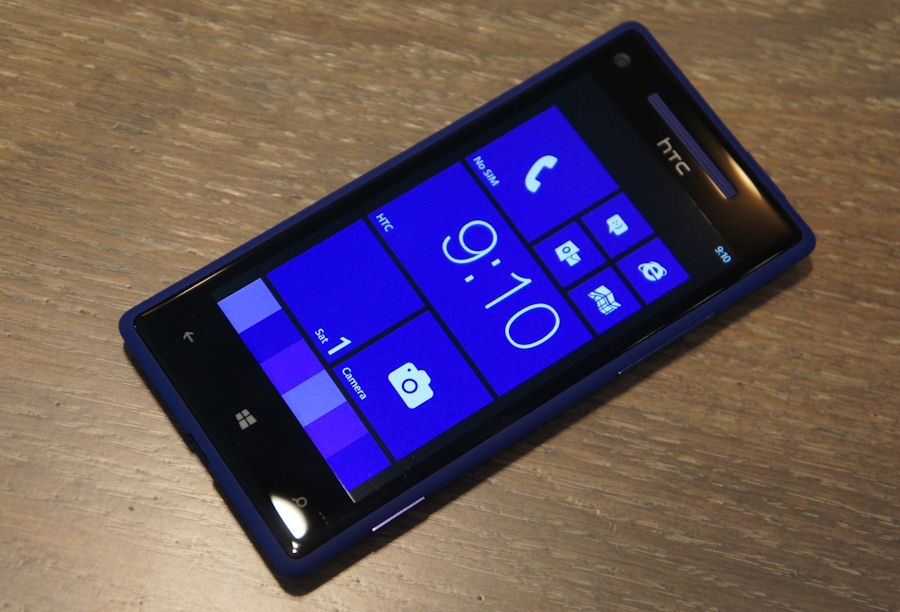 HTC 8X