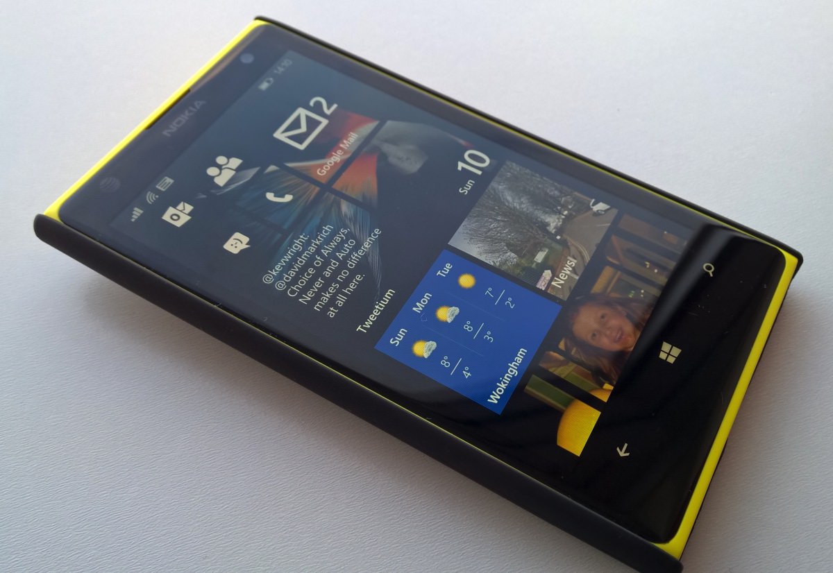 The Lumia 1020, typical in terms of internals with the rest of the Snapdragon S4 generation.