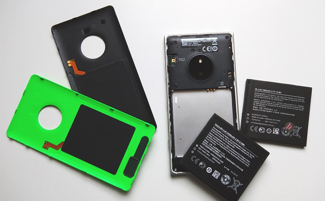 Lumia 830, batteries, cases, card