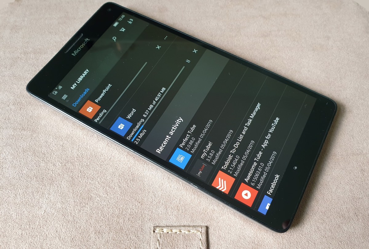Lumia 950 XL and apps
