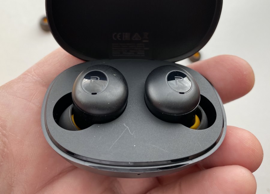 Realme buds best sale q wireless earphone