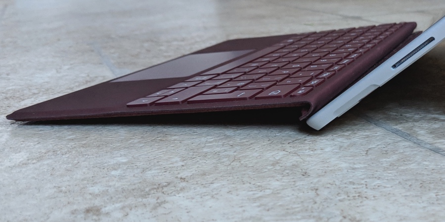 surface go alcantara