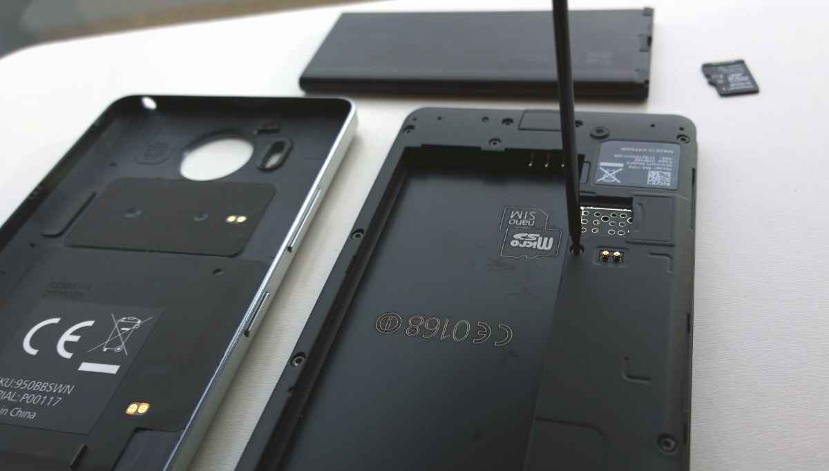 Dismantling the Lumia 950