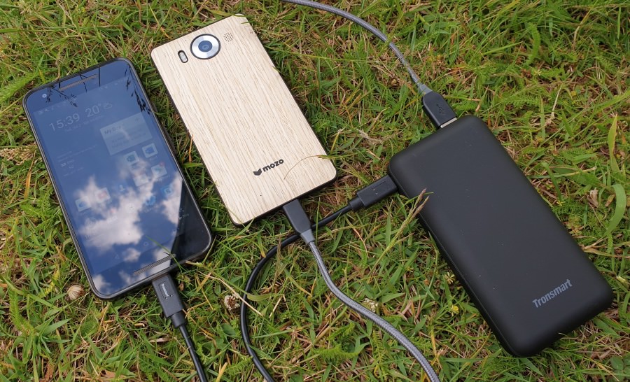 PB20 power bank