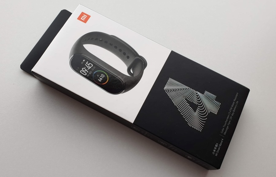 Xiaomi Smart Band 4 the Band evolved review All About Windows Phone