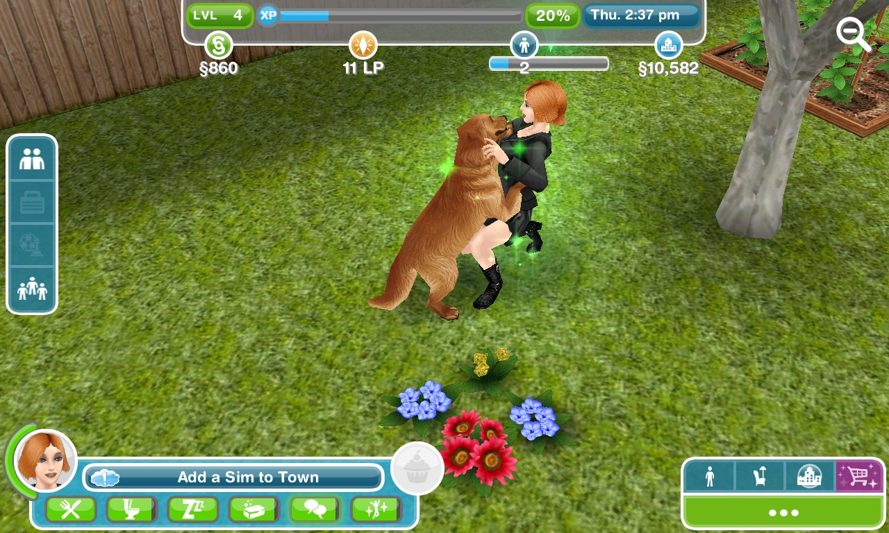 The Sims FreePlay, Software