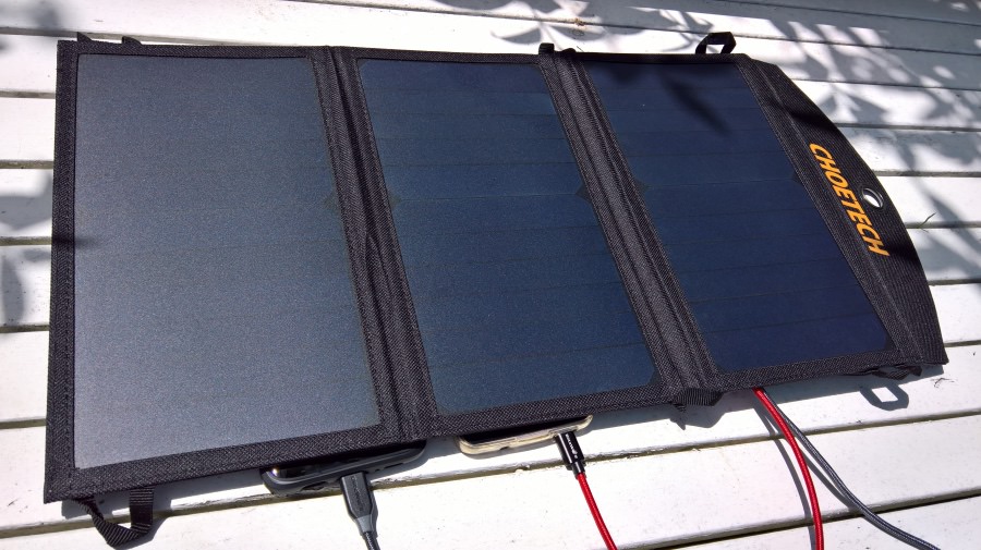 Choetech solar charger