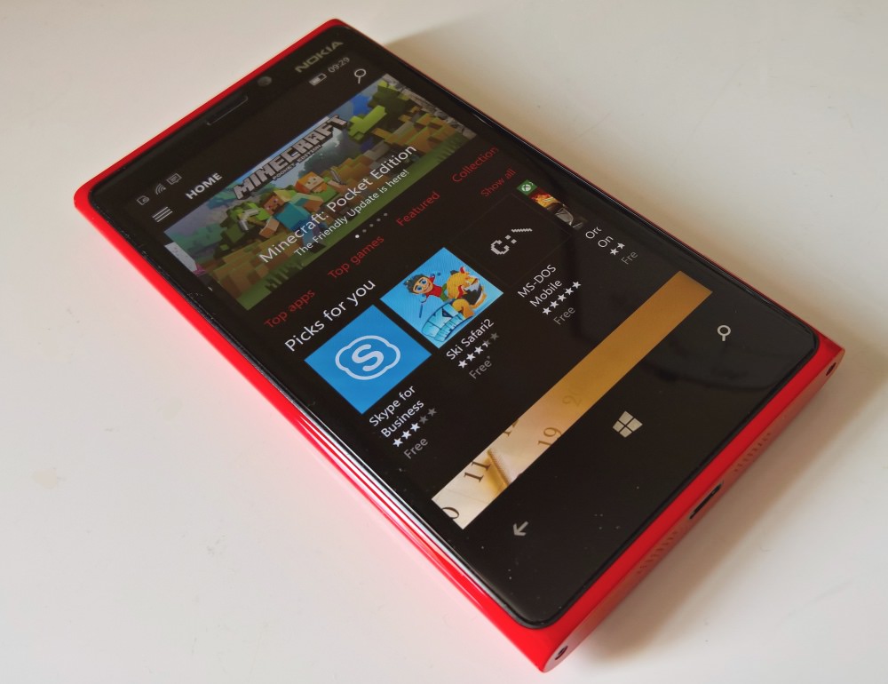 Lumia 920 running latest Windows 10