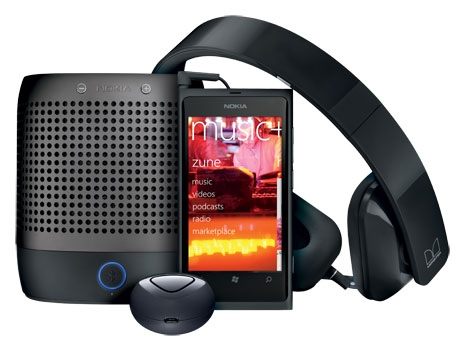 Lumia 800 Entertainment Bundle