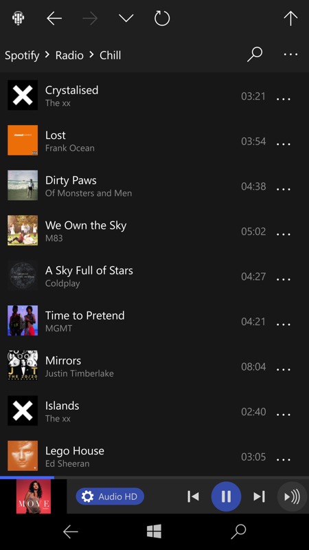 spotify pauses itself