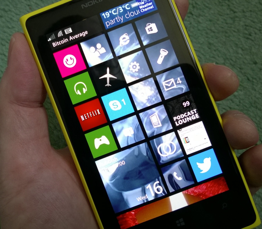 Start Background in place on Lumia 1020