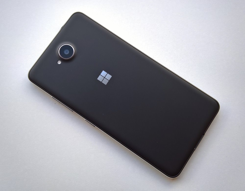 Lumia 650 back view