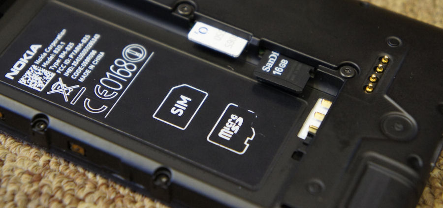 Lumia 820's microSD expansion