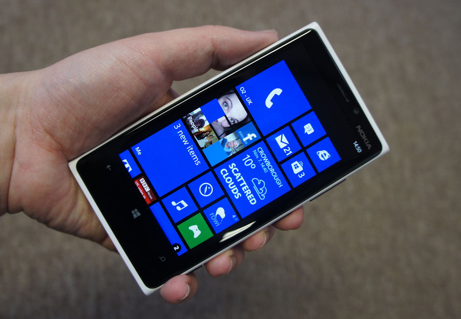 NOKIA Lumia 920 Windows Phone