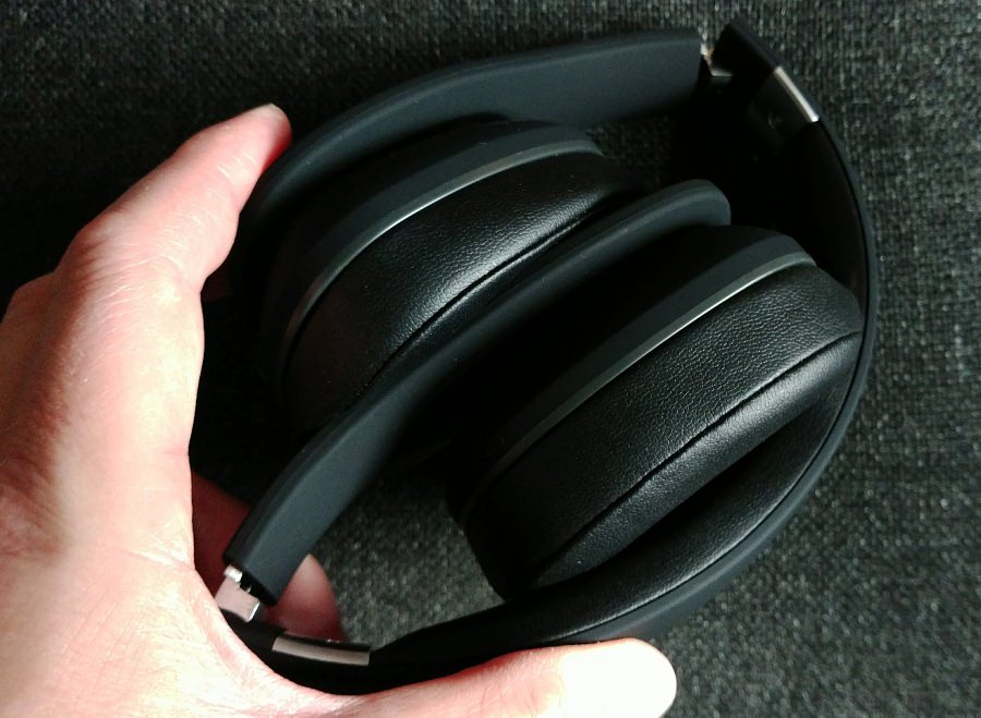 ZB-6 headphones